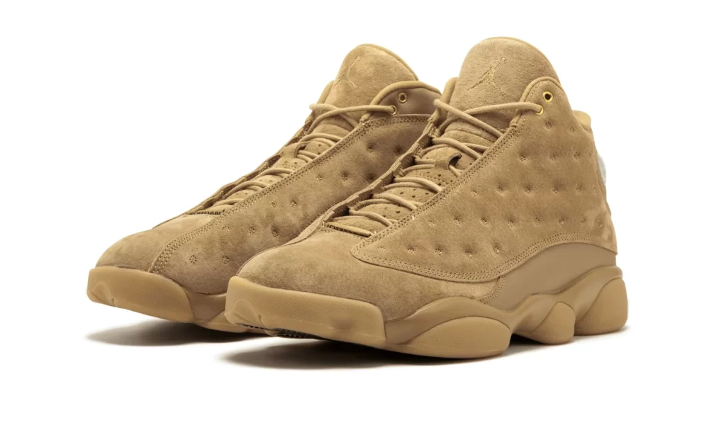 Air Jordan 13 (Wheat) - size 11 (DS) Dead Stock - Image 3